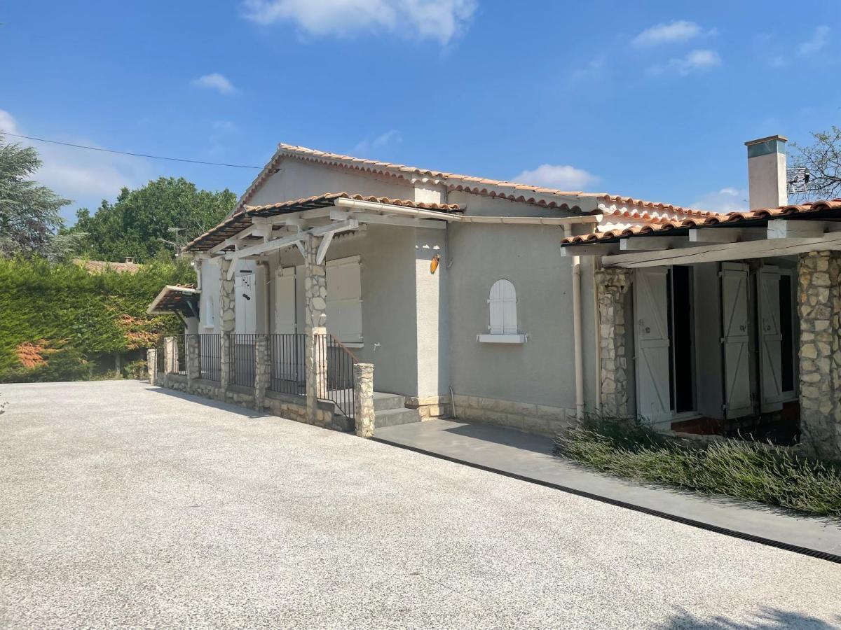 Céreste Villa Camille מראה חיצוני תמונה